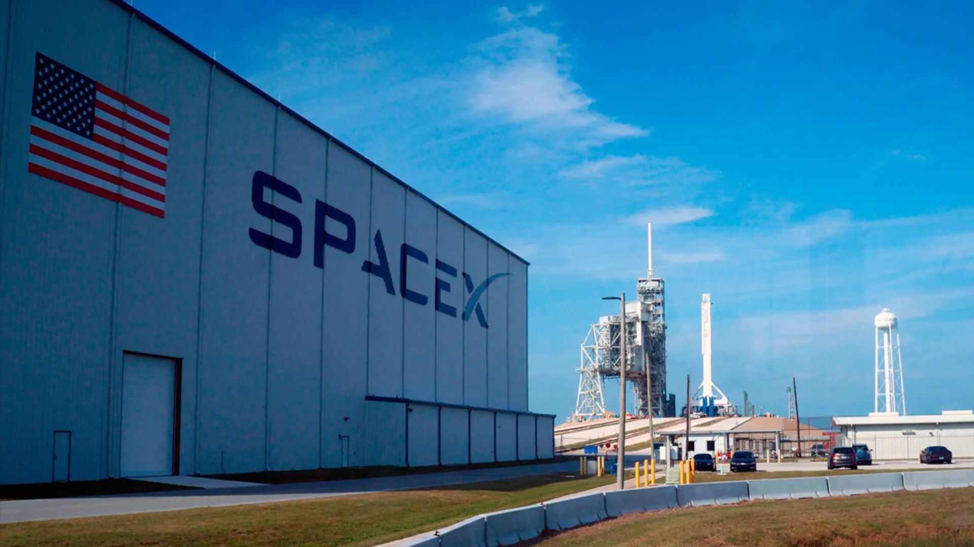 SpaceX ready for a mega IPO. Wall Street eyes the new queen of the space economy