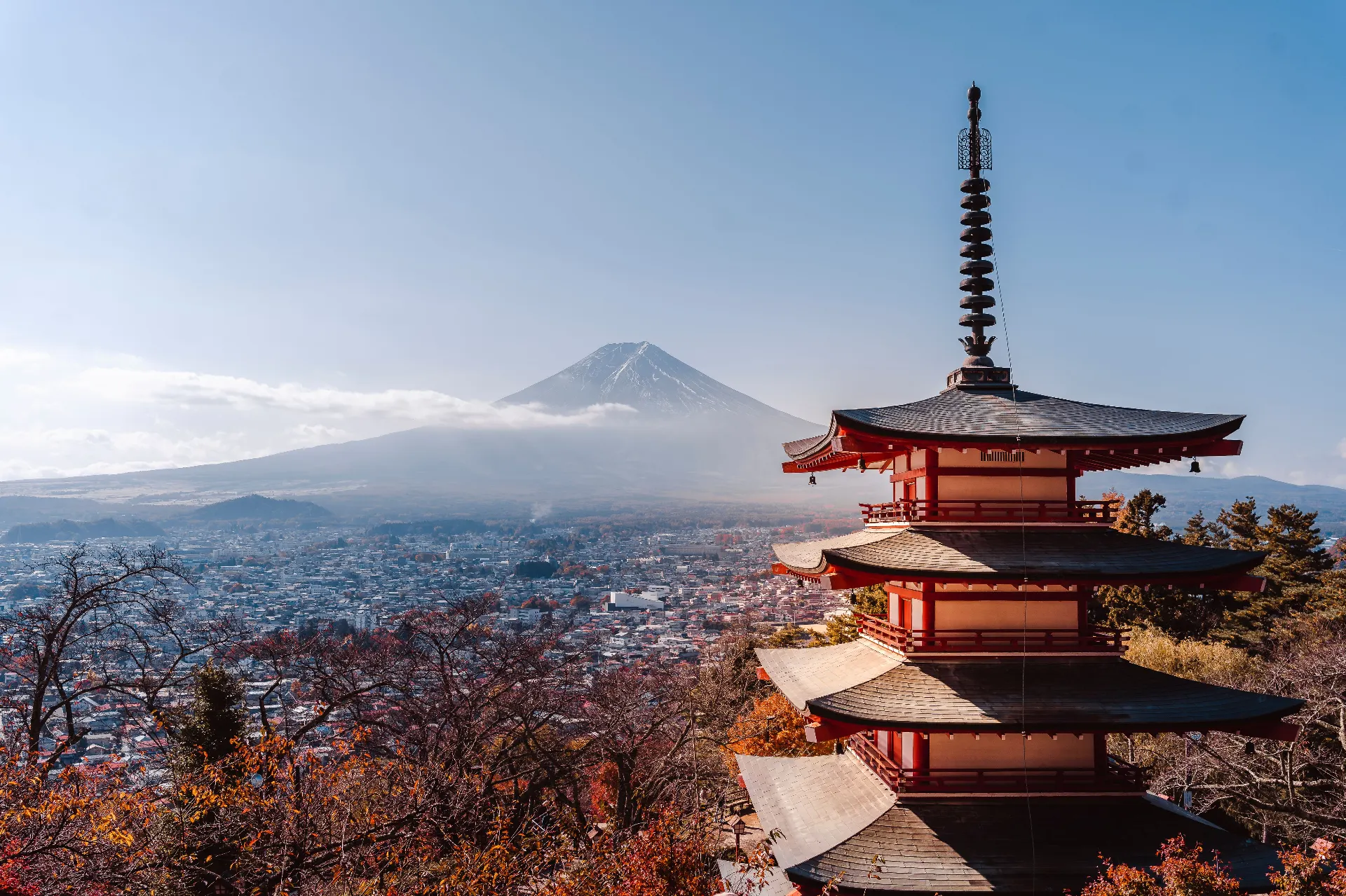 Borse asiatiche, Tokyo vola del 2,1%. Rally dei titoli tech