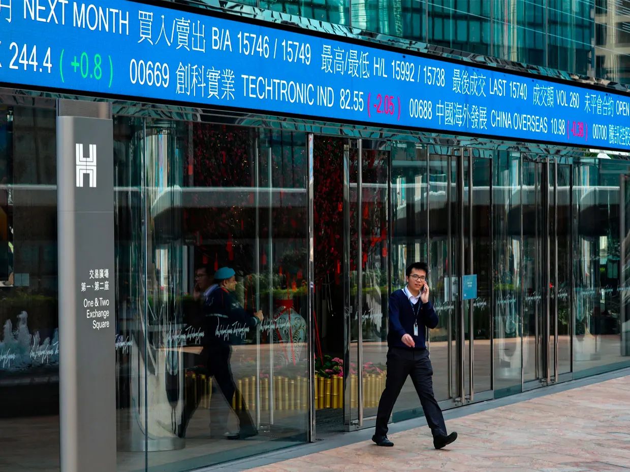 Borse asiatiche, seduta contrastata. Il Kospi sfida il petrolio