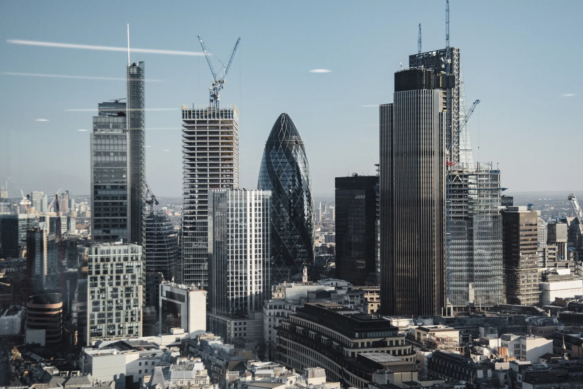 Borse europee chiudono in rialzo. Londra guida i listini