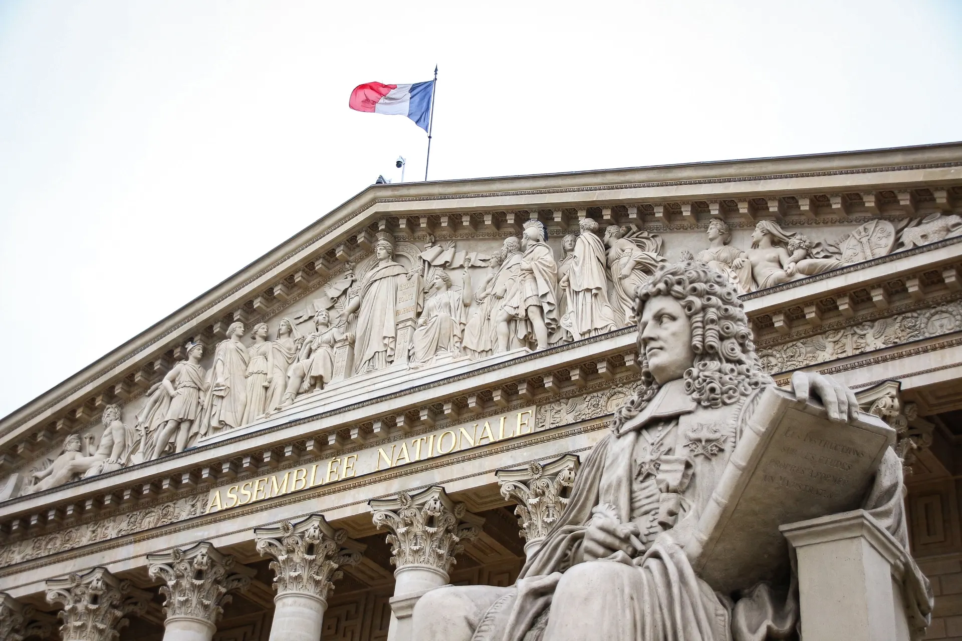 Papa Leone in Francia tra fede, intelligenza artificiale e libertà di stampa