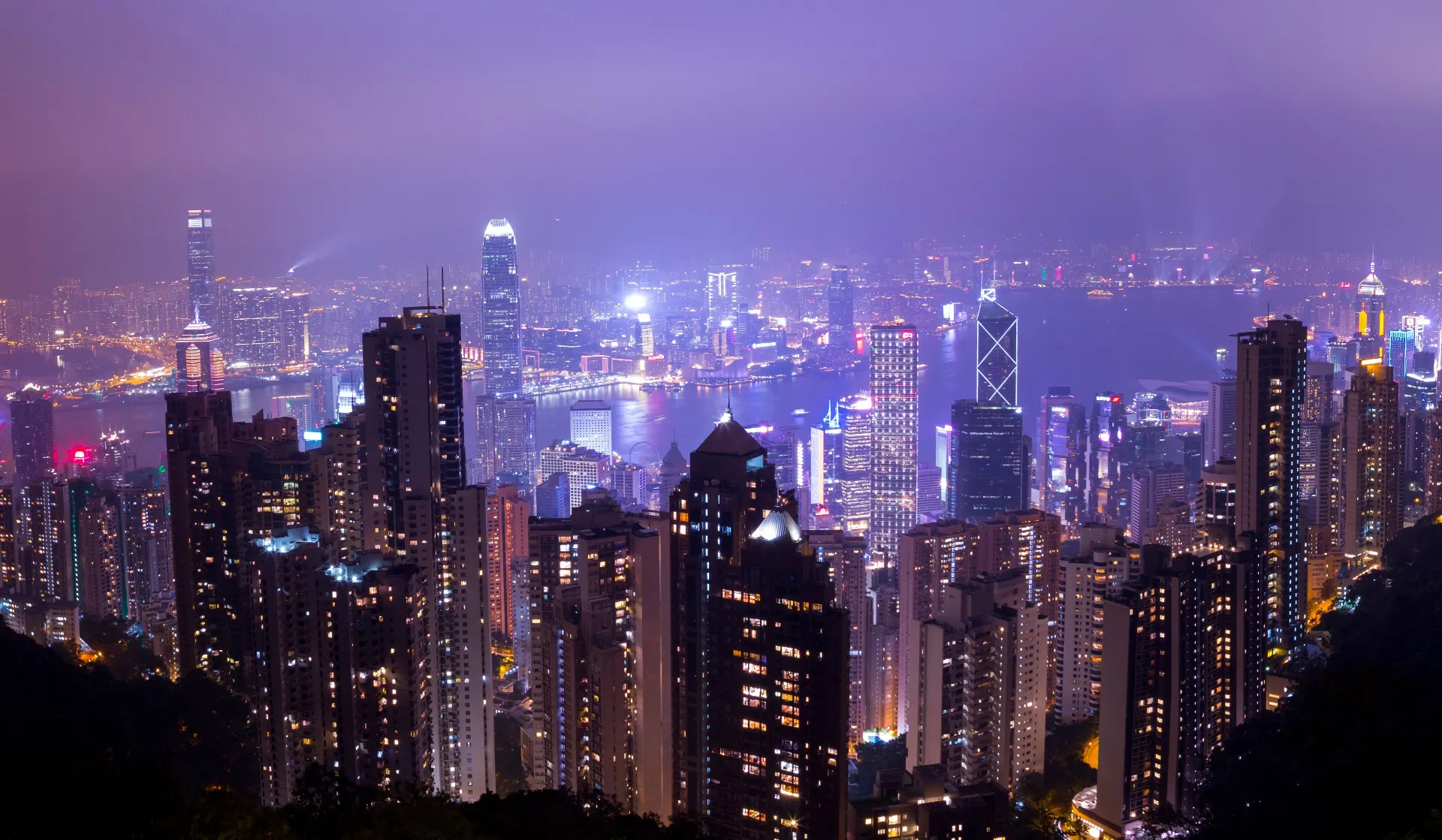 Borse asiatiche chiudono in rialzo. Nikkei sopra 70.000, Hong Kong positiva