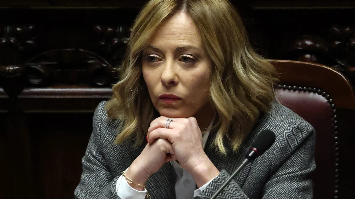 Meloni definisce «molto rischiosa» l'intesa sul gasolio russo annunciata venerdì scorso da Donald Trump