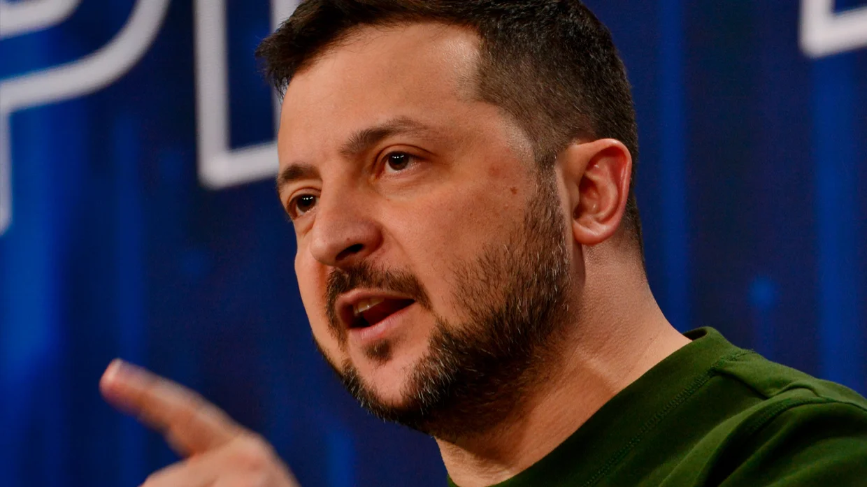 Zelensky chiede all'Ue 70 miliardi, la guerra costerà 155 miliardi