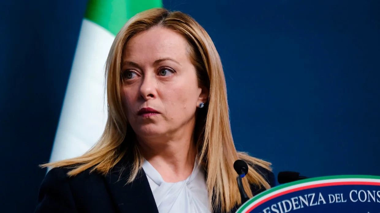 Meloni nella rosa dei possibili negoziatori Ue con la Russia, il Cremlino apre al trilaterale