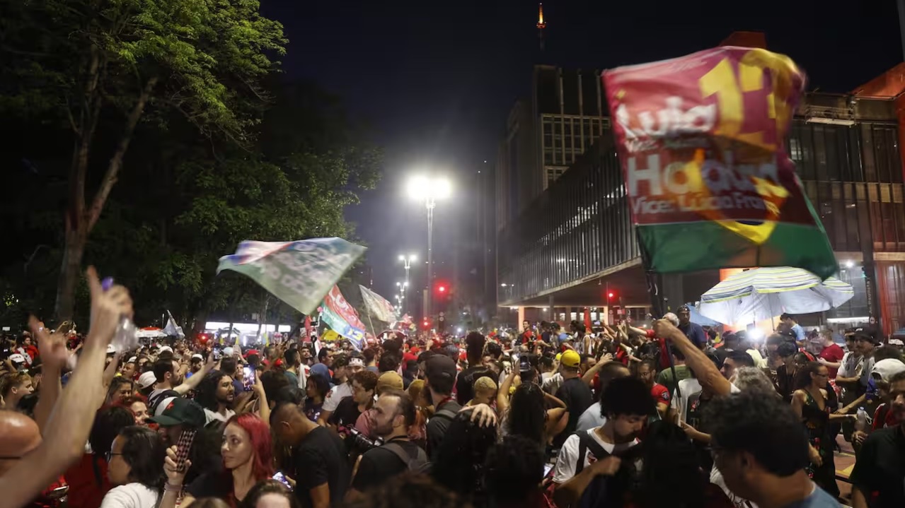 Brasile, vittoria storica di Lula contro Flávio Bolsonaro (e Trump)