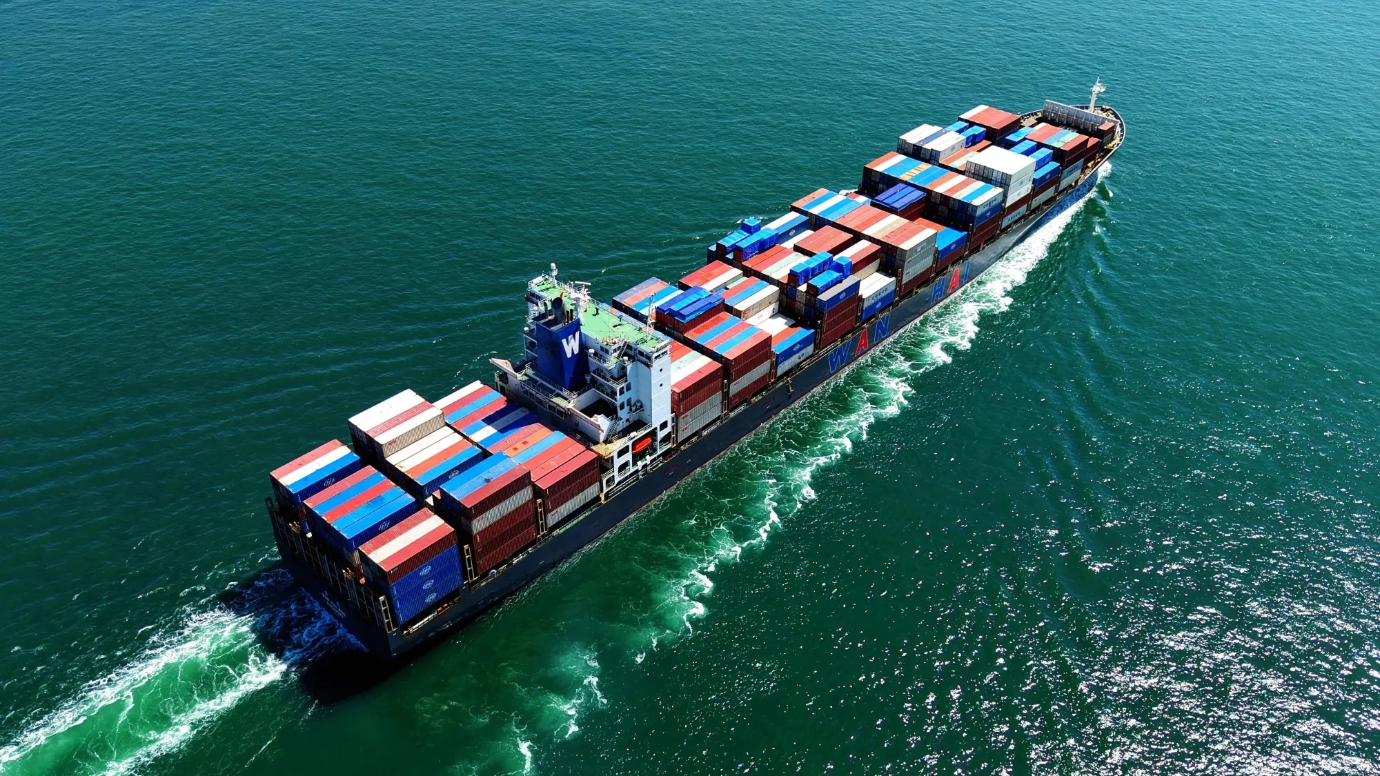 Ue-Cina, Bruxelles studia dazi o tetti all'import: deficit a 360 miliardi