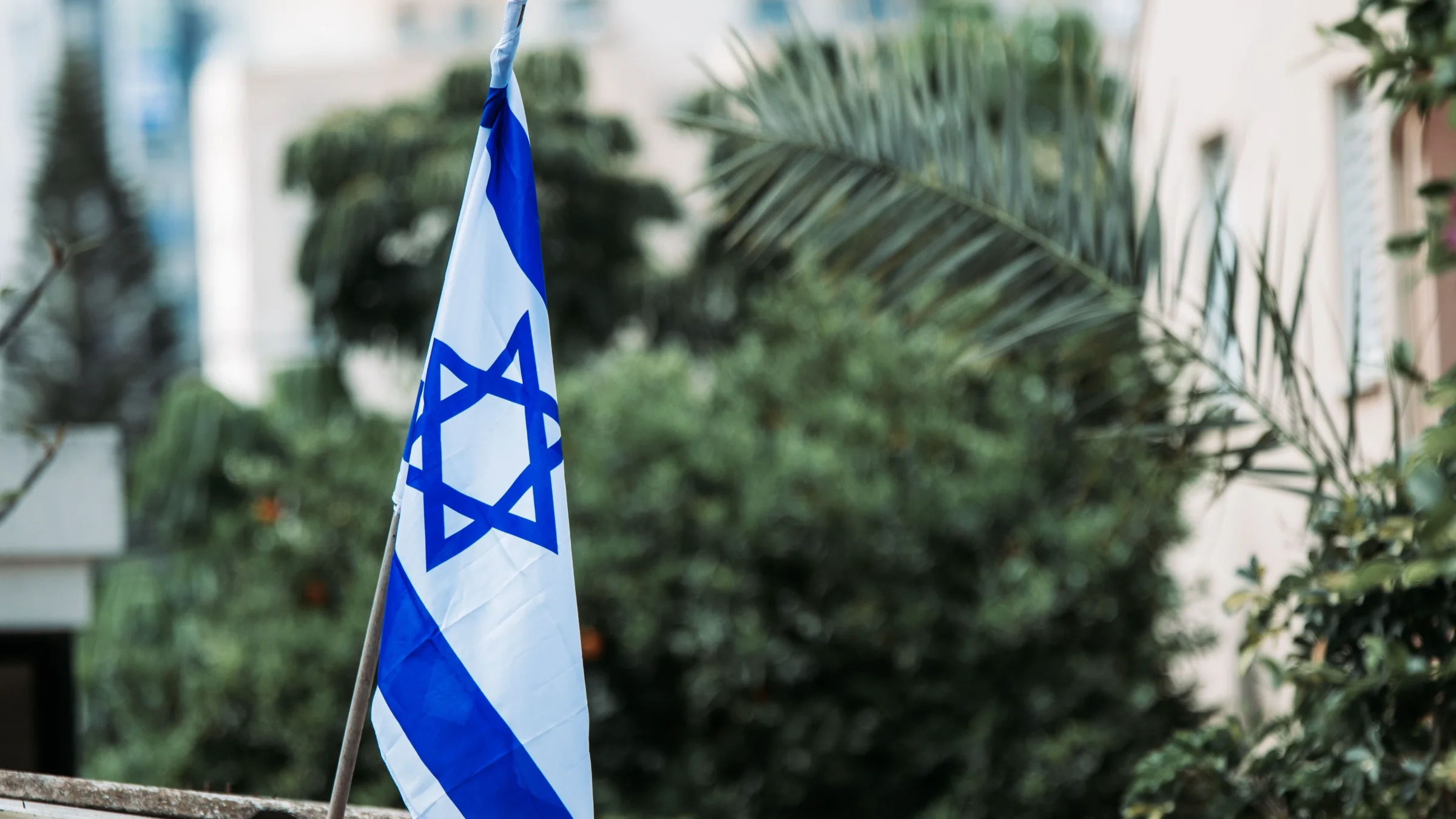 Elezioni Israele, Netanyahu e la sfida di Eisenkot: seggi aperti per la nuova Knesset