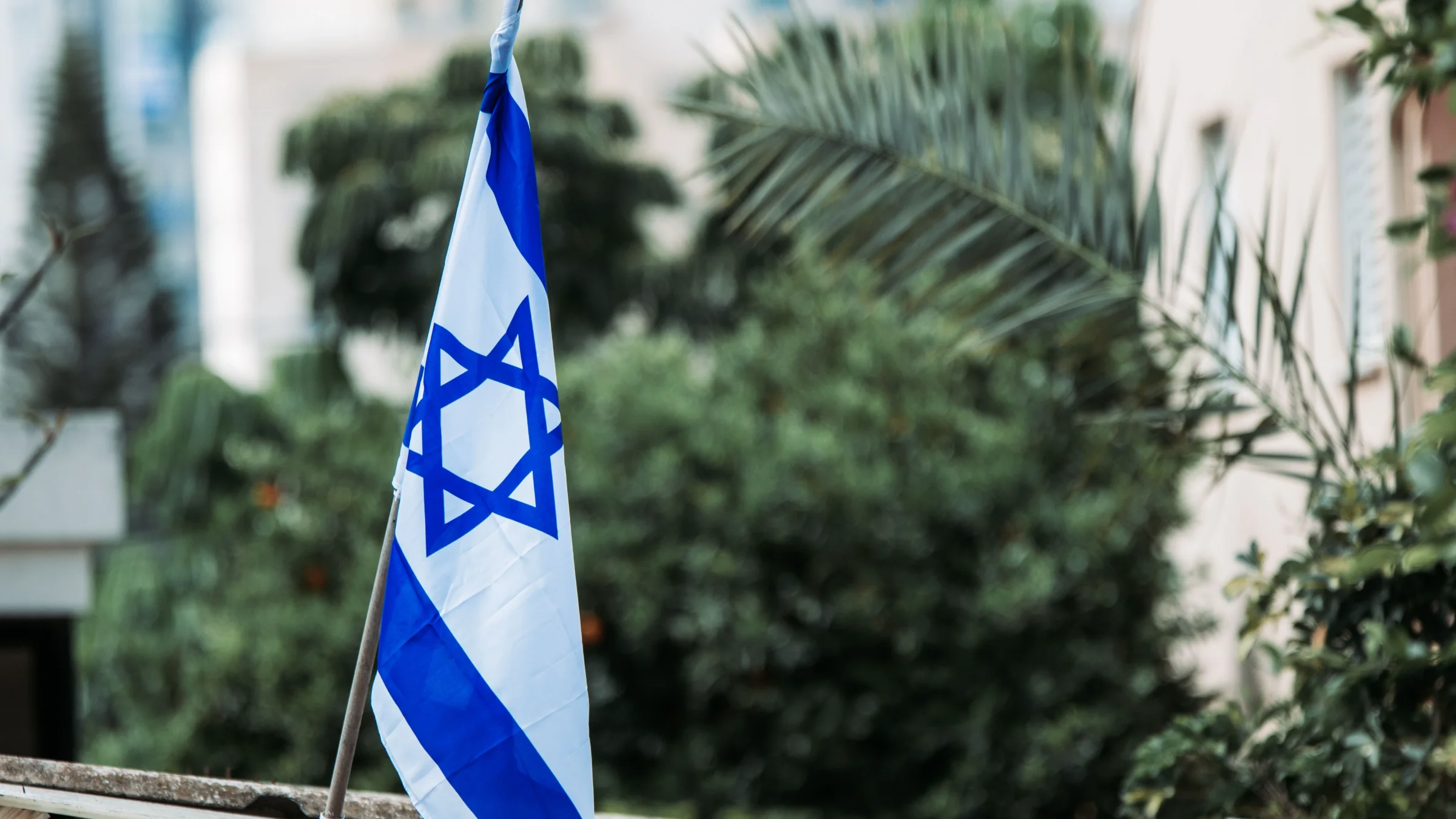 Netanyahu fights for survival as Knesset vote opens, with deadlock possible